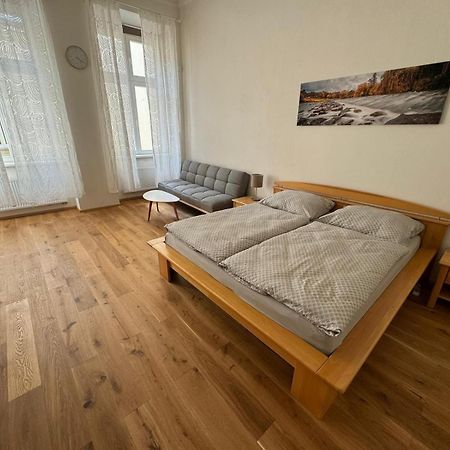 Palackeho Apartment Prag Exteriör bild